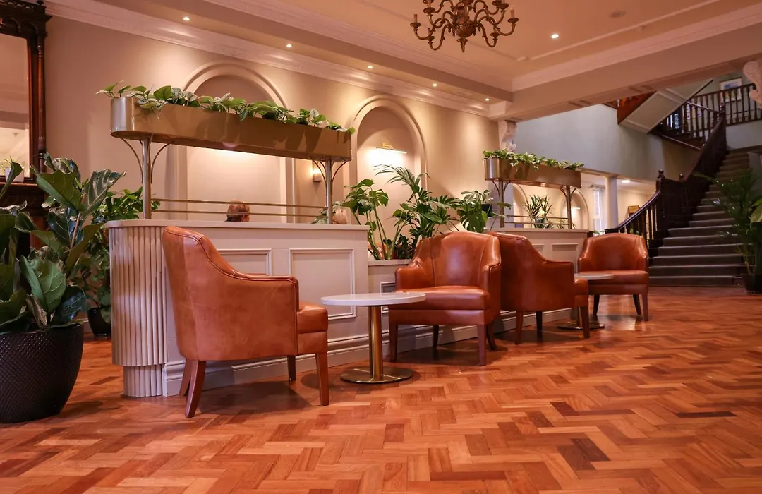 Abbey Court-1